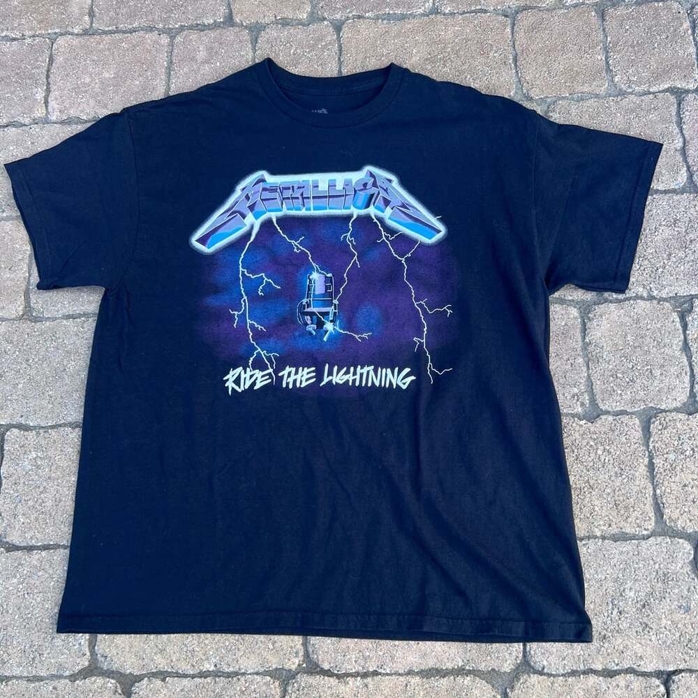 Metallica Ride The Lightning Electric Chair Graphic T-Shirt Black XL